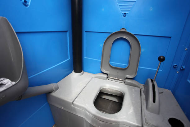 Best Porta potty delivery and setup  in Covgton, IN
